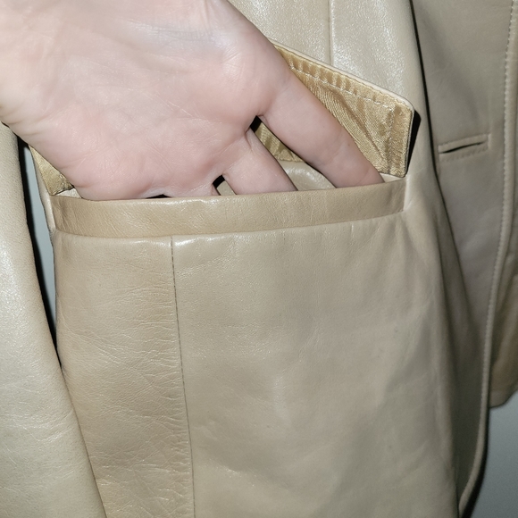 Lafayette 148 Creme Leather Blazer - Picture 3 of 7